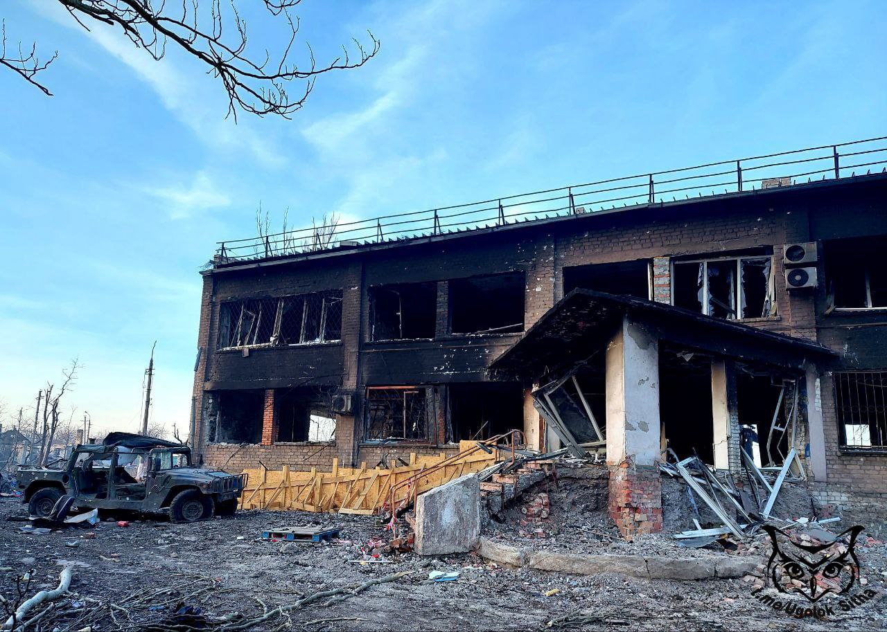 Стрельба в мариуполе 9 мая 2014. Азовсталь 2020. Завод азовсталь в мариуполе площадь. Мариуполь 10 мая. Роддом в мариуполе фото.